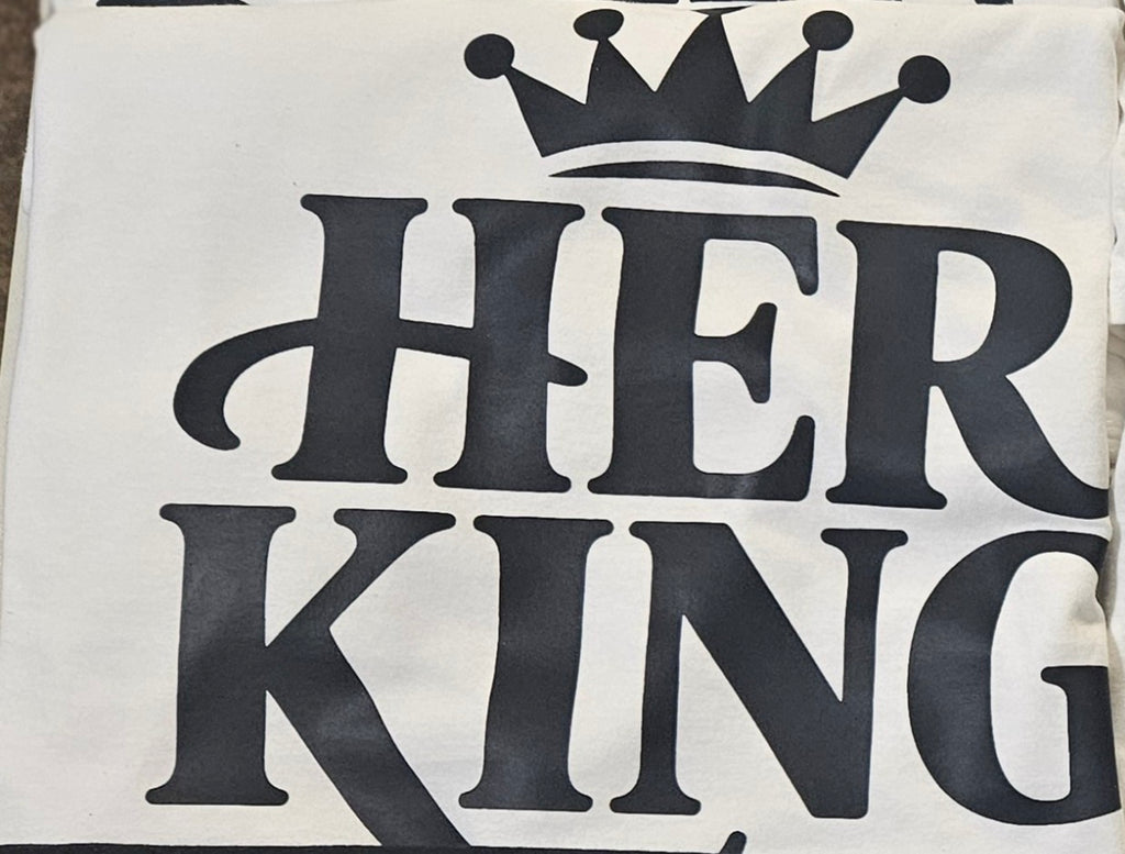 ART_017 - Her King w/crown